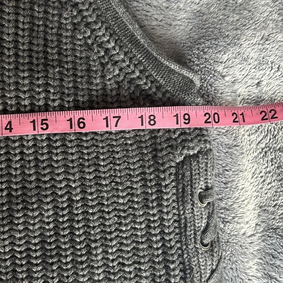 Autumn Cashmere Sleeveless Turtleneck Sweater in Grey Size Small EUC - Picture 4 of 10